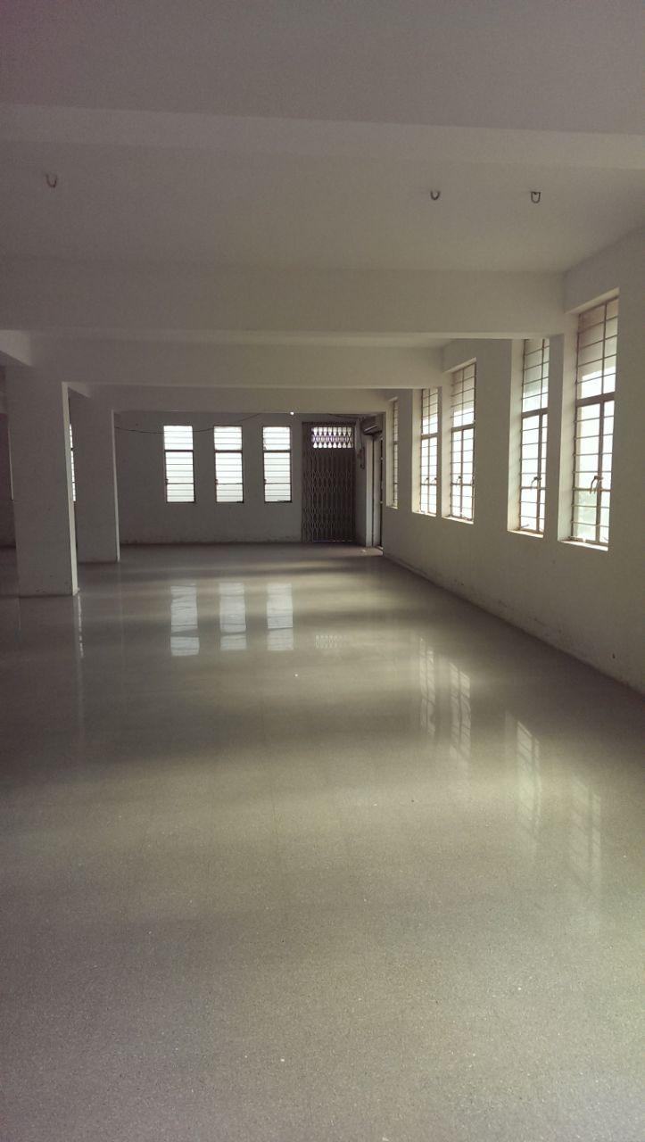 Office for Rent in Dhebar Road