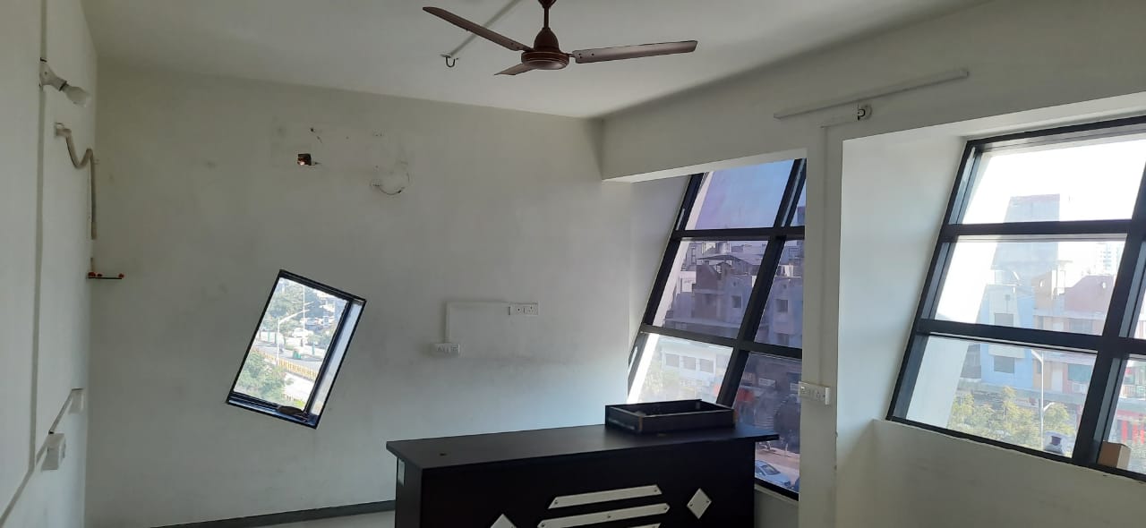 Office for Rent in 150 Ft. Ring Road