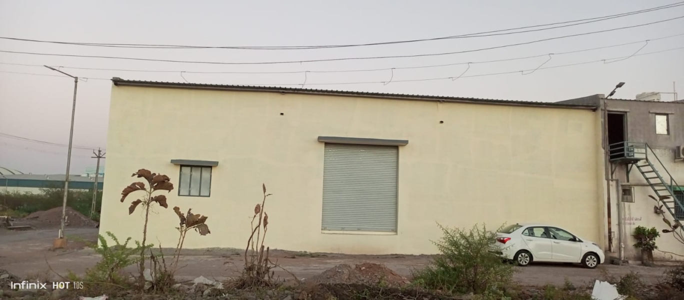 Werehouse for Rent in Kuvadwa Main Road