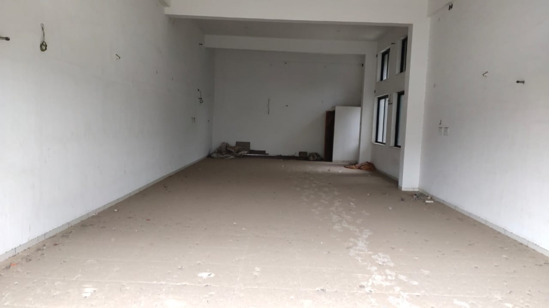 Showroom for Rent in 150 feet ring road