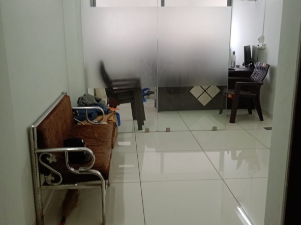 Office for Rent in Raiya Road